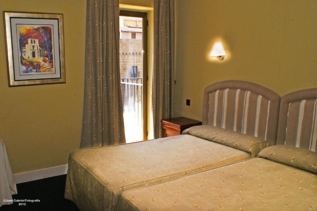 Hotel Marixa La Guardia Extérieur photo