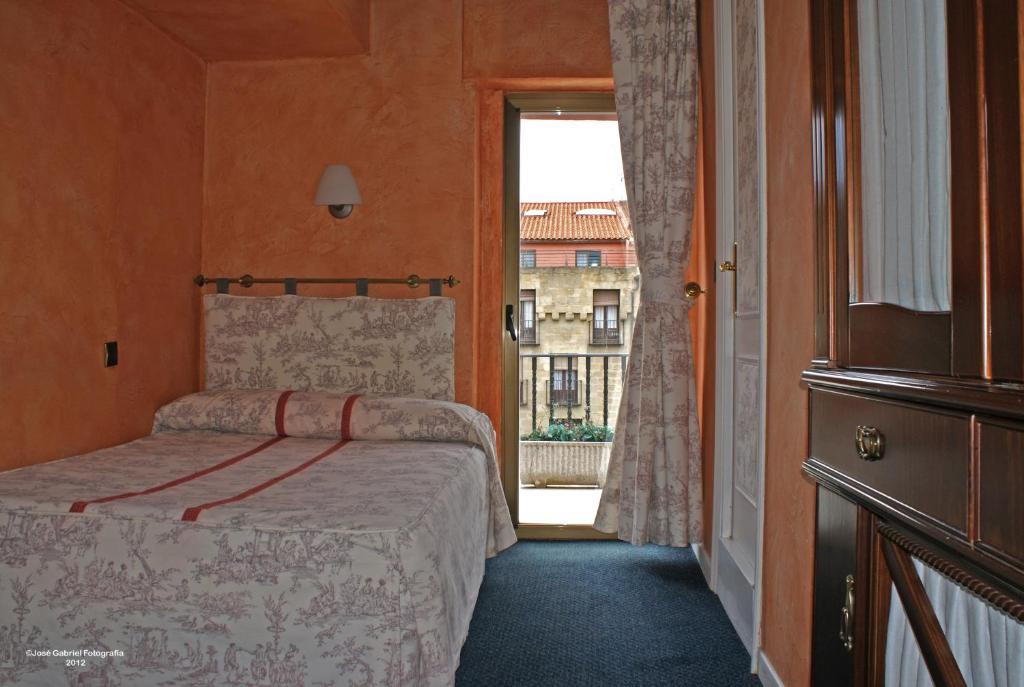 Hotel Marixa La Guardia Chambre photo